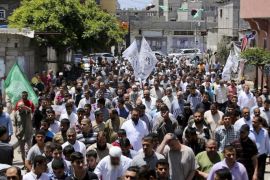 حماس تنظيم مسيرة احتاجية في غزة ضد حكومة التوافق الأناضول