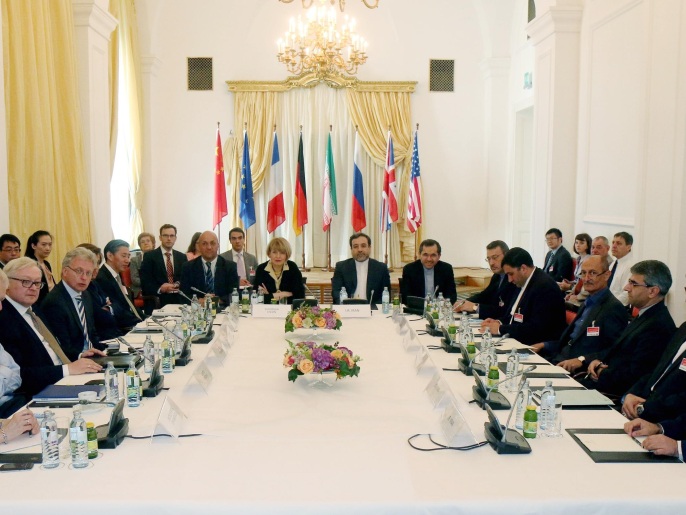‪‬ المحادثات بين إيران والدول الست الكبرى بشأن البرنامج النووي الإيراني استغرقت وقتا طويلا(أسوشيتد برس)