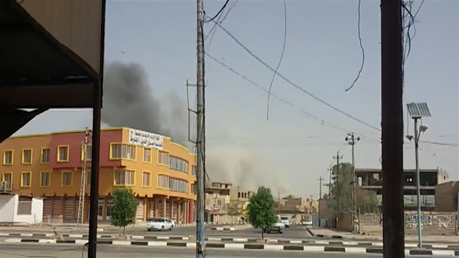 ‪الفلوجة والمناطق المحيطة بها تتعرض منذ ثمانية أيام لقصف مستمر من القوات العراقية‬ (الجزيرة-أرشيف)