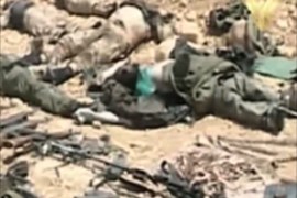 قناة المنار تعرض صور تقول إنها جثث لمقاتلي تنظيم الدولة في اشتباكات شرقي لبنان