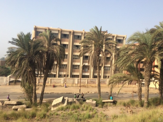 مدرسة بها إحدى لجان امتحانات الثانوية العامة في مصر