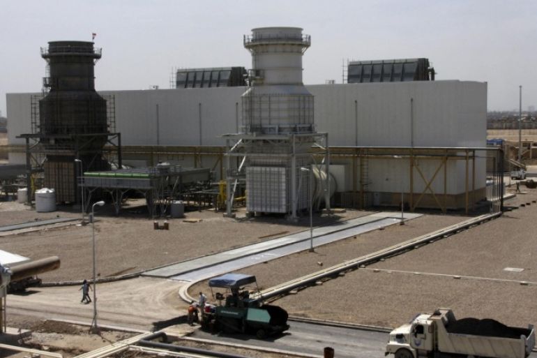 A general view shows the new Sadr City power station in Baghdad's Sadr city April 24, 2011. Iraq's Ministry of Electricity and Iranian power development firm Sunir inaugurated the $150 million, 320-megawatt power plant in Baghdad on Sunday that should give a boost to Iraq's feeble electricity supply. Picture taken April 24, 2011.
