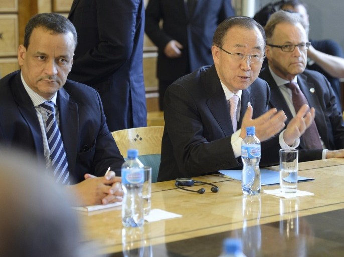 UN Secretary-General Ban Ki-moon, center, the United Nations Special Envoy for Yemen, Ismail Ould Cheikh Ahmed, left, and Michael Moller, right, Acting Director-General of the United Nations Office in Geneva, attend a news conference at the Geneva Consultations on Yemen peace talks between Yemen's warring factions, at the European headquarters of the United Nations, UN, in Geneva, Switzerland, Monday, June 15, 2015. U.N. chief Ban Ki-moon pressed Monday for a halt to fighting in Yemen at the beginning of Ramadan, which starts later this week, as the world body launched talks aimed at brokering peace. (Martial Trezzini/Keystone via AP)