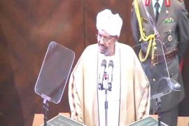 السودان - الخرطوم - مبنى البرلمان - يونيو/ 2015 - الرئيس عمر البشري في حفل تنصيبة رئيسا لولاية جديدة