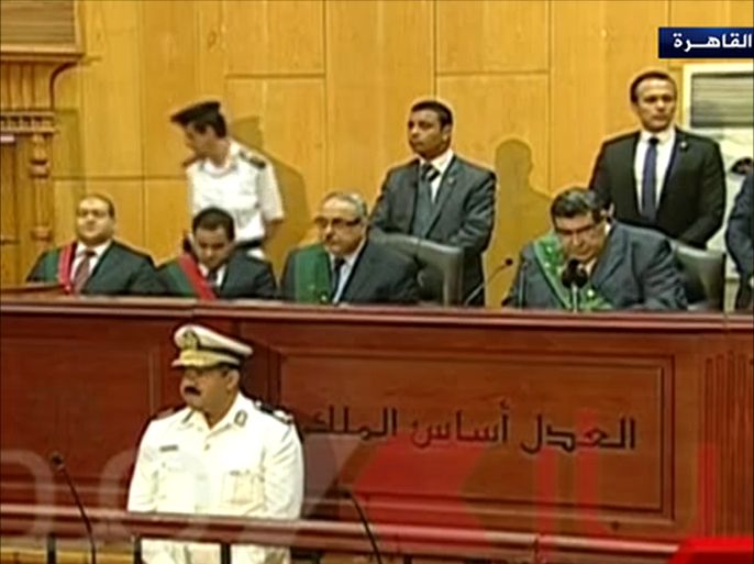 جلسة النطق بالحكم على الرئيس المعزول محمد مرسي في قضية التخابـر والهروب مـن سجـن وادي النطرون
