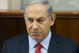 Israel's Prime Minister Benjamin Netanyahu attends the weekly cabinet meeting at his office in Jerusalem June 28, 2015. REUTERS/Atef Safadi/Pool