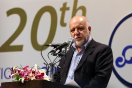 Iranian Oil Minister, Bijan Namdar Zanganeh speaks on the opening of the annual International Oil, Gas, Refining & Petrochemical Exhibition on May 6, 2014 in Tehran. Iran is expected to outline big oil and gas projects at the major industry event ahead of a possible nuclear deal that could allow global energy giants to return. AFP PHOTO/ ATTA KENARE