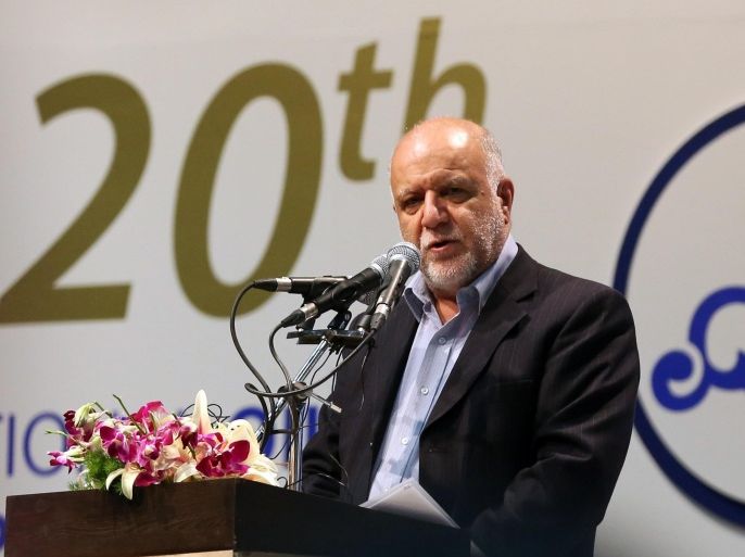 Iranian Oil Minister, Bijan Namdar Zanganeh speaks on the opening of the annual International Oil, Gas, Refining & Petrochemical Exhibition on May 6, 2014 in Tehran. Iran is expected to outline big oil and gas projects at the major industry event ahead of a possible nuclear deal that could allow global energy giants to return. AFP PHOTO/ ATTA KENARE