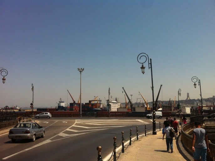 جانب من ميناء الجزائر العاصمة
