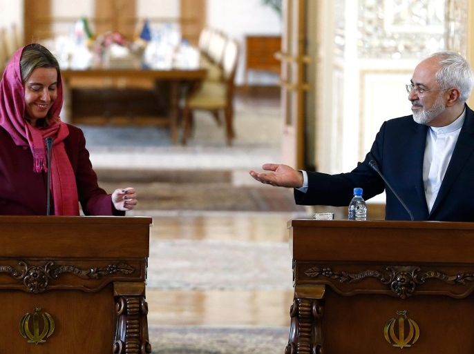 Iranian Foreign Minister Mohamad Javad Zarif (R) and EU foreign policy chief Federica Mogherini (L) during a joint press conference in Tehran, Iran, 28 July 2015. EU chief diplomat Federica Mogherini arrived in Iran on 28 July where she is scheduled to meet President Hassan Rowhani and Foreign Minister Mohammad Javad Zarif just two weeks after she helped close the deal that aims to settle a long-standing dispute over Tehran's controversial nuclear program and end its diplomatic isolation.