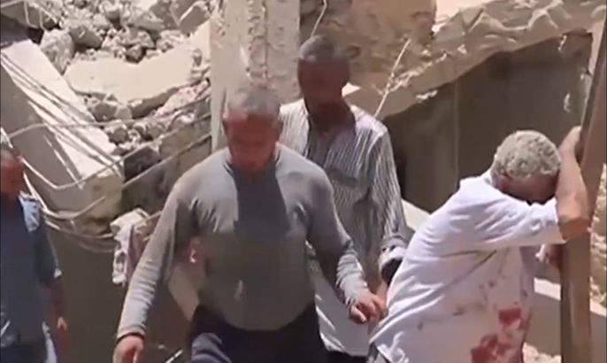 غارات متواصلة بأول أيام العيد وأعنفها على إدلب