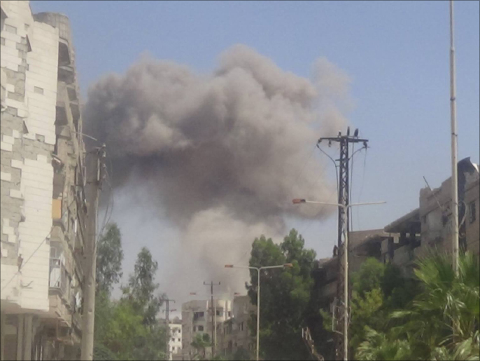 ‪مدينة عربين بريف دمشق تتعرض لقصف جوي‬ (ناشطون)