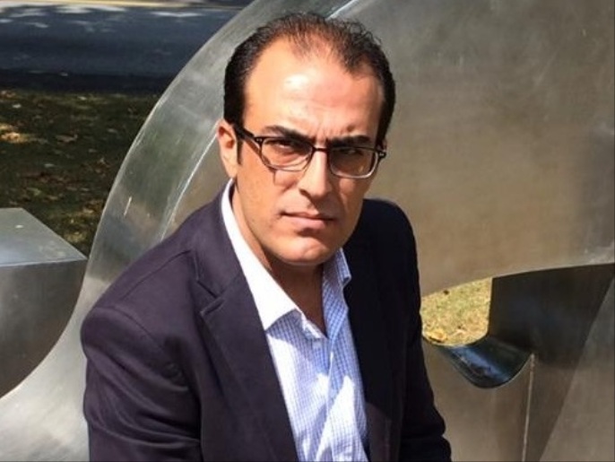 ‪تنظيم الدولة هدد المدون سيف الخياط بالقتل‬ (الجزيرة)