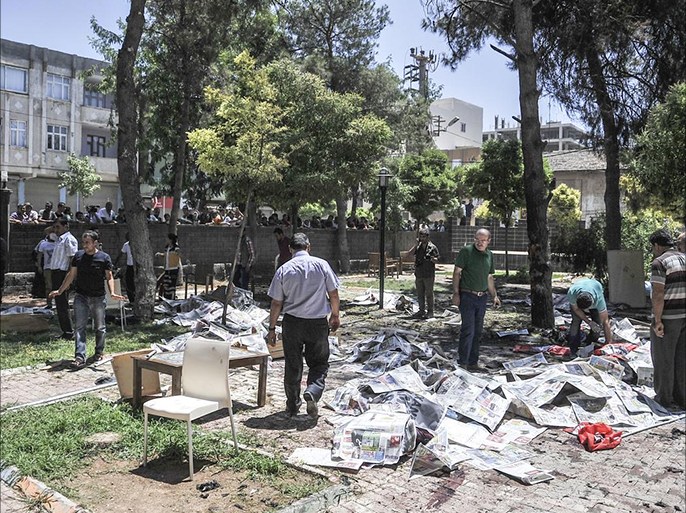 أعلنت أجهزة الأمن التركية، سقوط قتلى وجرحى في انفجار وقع اليوم الاثنين، في حديقة مركز ثقافي تابع لبلدية قضاء "سوروج"، في ولاية "شانلي أورفا"، جنوبي تركيا.