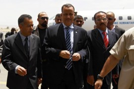 United Nations Special Envoy for Yemen Ismail Ould Cheikh Ahmed (C) arrives at the International Airport of Sanaa, in a few-day visit to the war-torn country, in Sanaa, Yemen, 05 July 2015. Airstrikes conducted by a Saudi-led coalition since March in northern Yemen have killed dozens of civilians, Human Right Watch said 30 June 2015 labeling the bombings an apparent violation of the laws of war.
