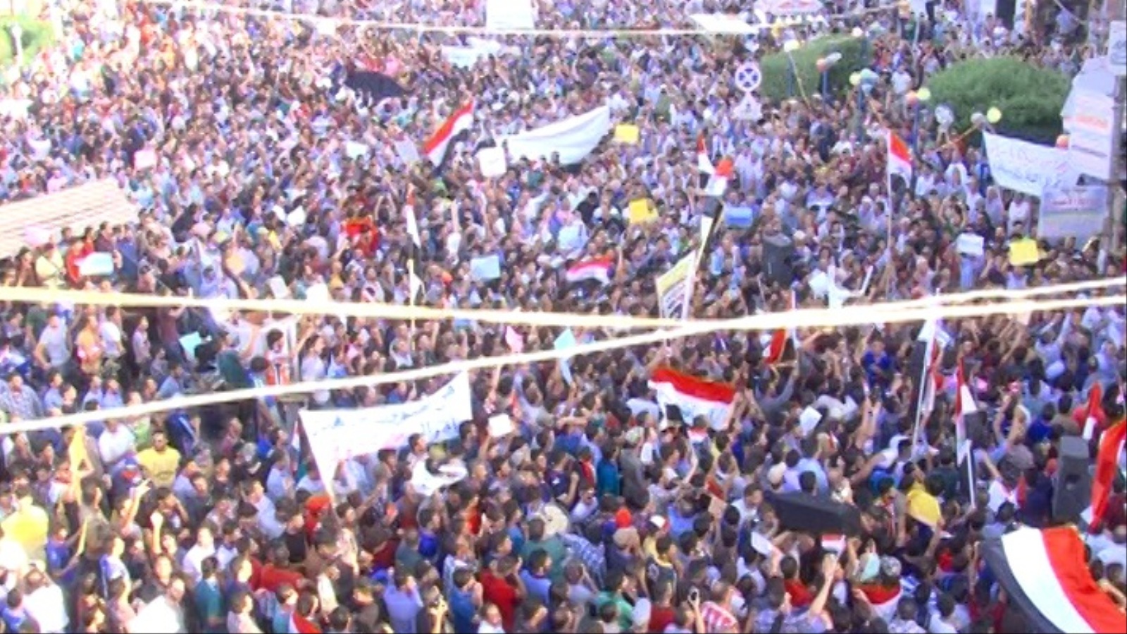 11 محافظة عراقية شهدت مظاهرات حاشدة ضد الفساد (الجزيرة)