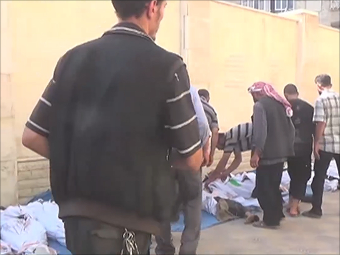 110 قتلى وثلاثمئة جريح بغارات النظام على دوما (الجزيرة-أرشيف)