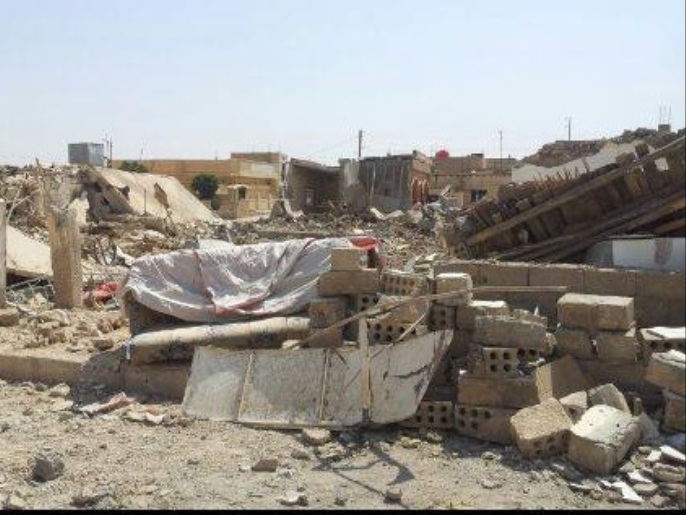 آثار الدمار جراء المعارك في الأحياء الجنوبية لمدينة الحسكة(الجزيرة نت)