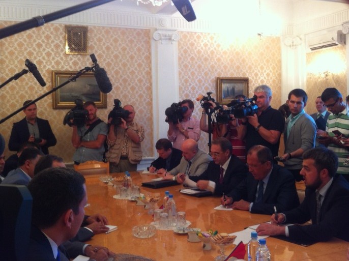 جانب من اجتماعات المعارضة السورية مع المسؤولين الروس في موسكو