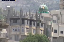 تعرض الأحياء السكنية بتعز لقصف الحوثيين وقوات صالح