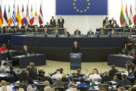جون كلود جونكر – رئيس المفوضية الأوروبية متحدثا عن المهاجرين في خطاب حالة الاتحاد الأوروبي بفرنسا