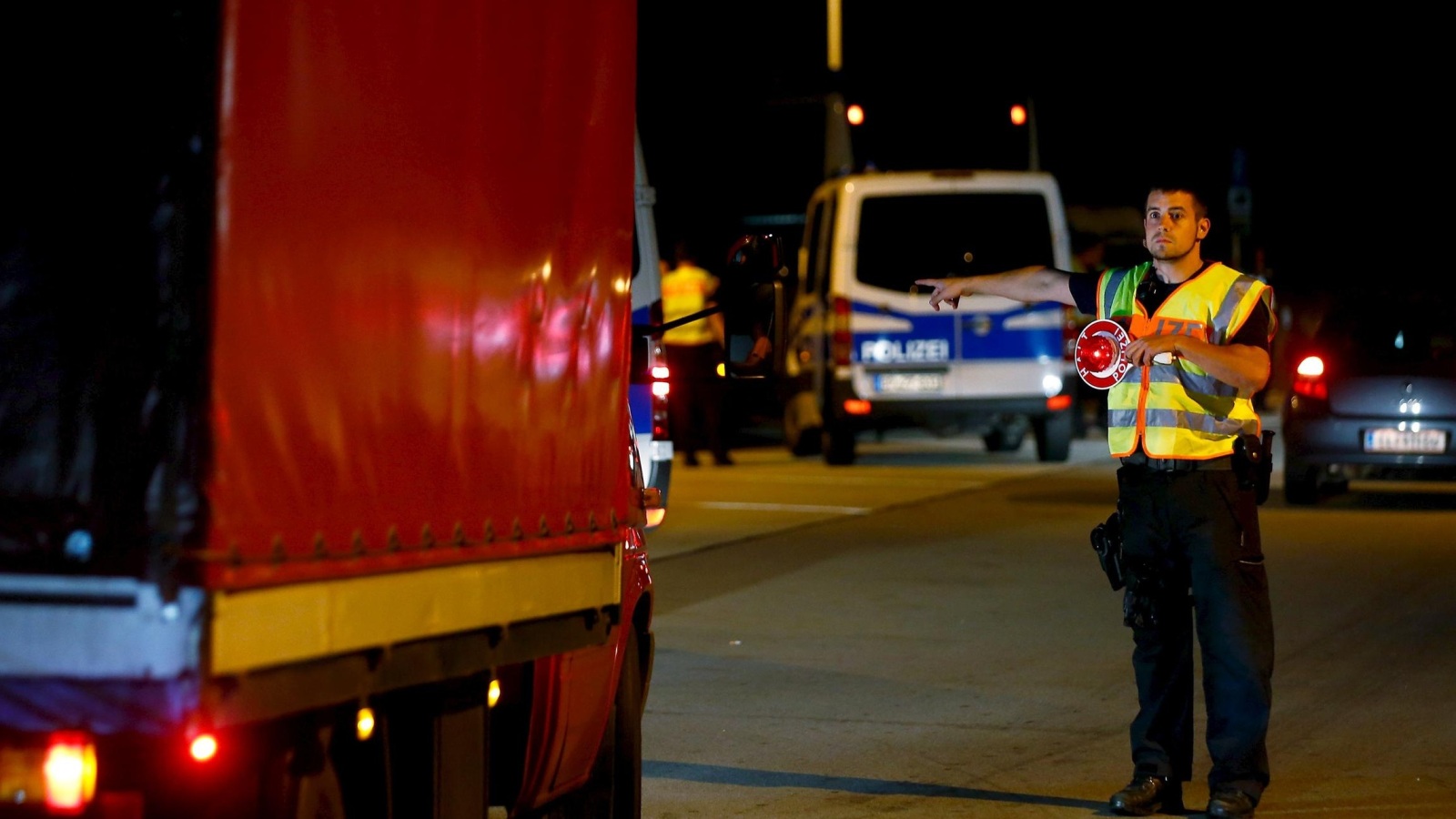 الشرطة تراقب الحركة على طريق سريع جنوبي ألمانيا (غيتي)