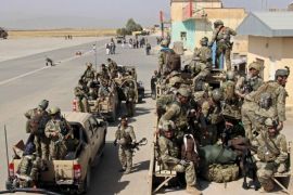 Afghan special forces arrive for a battle with the Taliban in Kunduz city, northern Afghanistan, September 29, 2015. Afghan forces backed by U.S. air support battled Taliban fighters for control of the northern city of Kunduz on Tuesday, after the militants seized the provincial capital for the first time since their ouster 14 years ago. REUTERS/Stringer