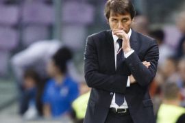 Italy's coach Antonio Conte reacts during the international friendly soccer match between Portugal and Italy at the Stade de Geneve, in Geneva, Switzerland, 16 June 2015.