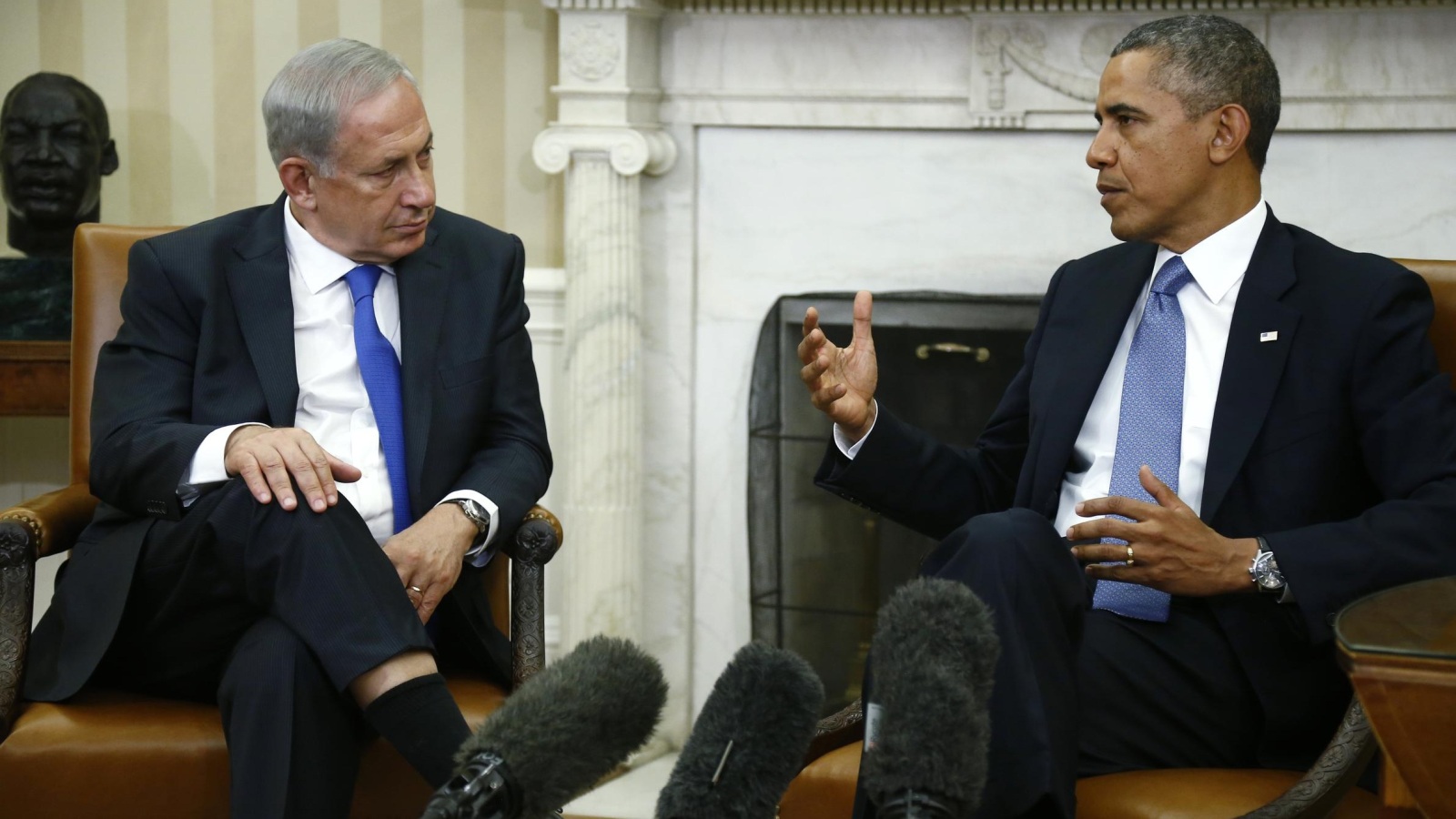العلاقة بين أوباما (يمين) ونتنياهو تشهد توترا شديدا بسبب الاتفاق النووي مع إيران (أسوشيتد برس-أرشيف)