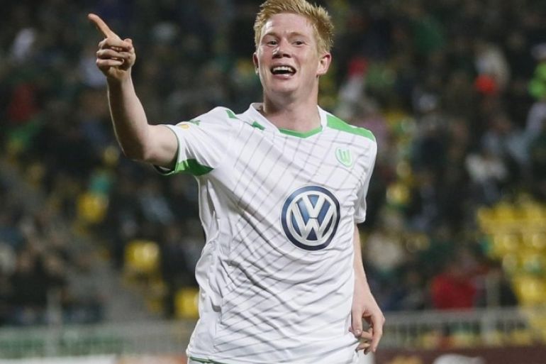 (FILE) Photo dated 23 October 2014 shows Kevin De Bruyne of VfL Wolfsburg celebrating a goal during the UEFA Europa League Group H soccer match between FK Krasnodar and VfL Wolfsburg in Krasnodar, Russia. Manchester City sign Belgium international Kevin de Bruyne from Wolfsburg, the clubs confirmed 30 August 2015.