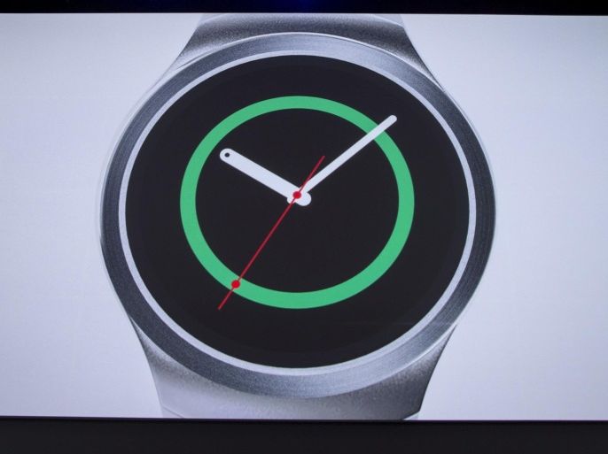 The new Samsung Gear S2 is previewed at the Samsung Galaxy Unpacked 2015 event in New York August 13, 2015. Samsung Electronics Co Ltd unveiled a new Galaxy Note phablet and a larger version of its curved-screen S6 edge smartphone on Thursday, marking a fresh bid by the South Korean tech giant to revive momentum in its handset business. REUTERS/Andrew Kelly