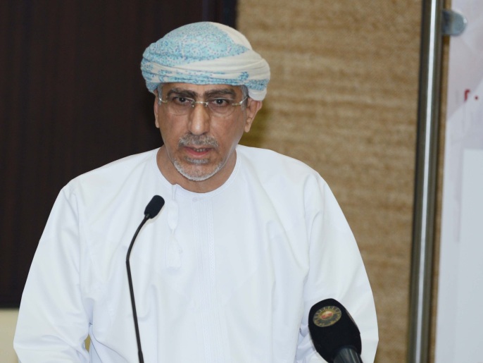‪الساجواني: عمان حريصة على تنويع اقتصادها بأنشطة عديدة‬ (الجزيرة)