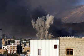 Smoke billows from a Houthi-held military base following airstrikes carried out by the Saudi-led coalition in Sana'a, Yemen, 12 September 2015. Yemen has seen six months of intense conflict since the mainly Shiite Houthi rebels advanced on the southern Yemeni city of Aden, forcing exiled Yemeni President Abdo Rabbo Mansour Hadi to flee to Saudi Arabia.