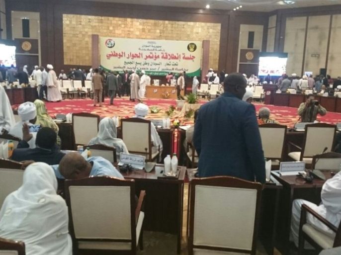 جلسة الحوار الوطني السوداني افتتحت في الخرطوم بمشاركة الحكومة وأحزاب معارضة