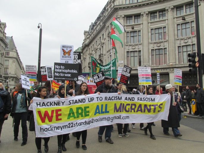 تظاهرة لمسلمين ومهاجرين ضد التمييز ضدهم بالوظائف