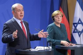 Israeli Prime Minister Benjamin Netanyahu (L) and German Chancellor Angela Merkel (L) speak during a press conference following their meeting in Berlin, Germany, 21 October 2015. The visit was overshadowed by Netanyahu's claims that a Palestinian religious leader gave Hitler the idea for the Holocaust. Netanyahu's comments claiming that the controversial Palestinian Mufti Haj Amin al-Husseini had encouraged Hitler to embark on the Holocaust has already set off a storm of criticism in the Middle East.