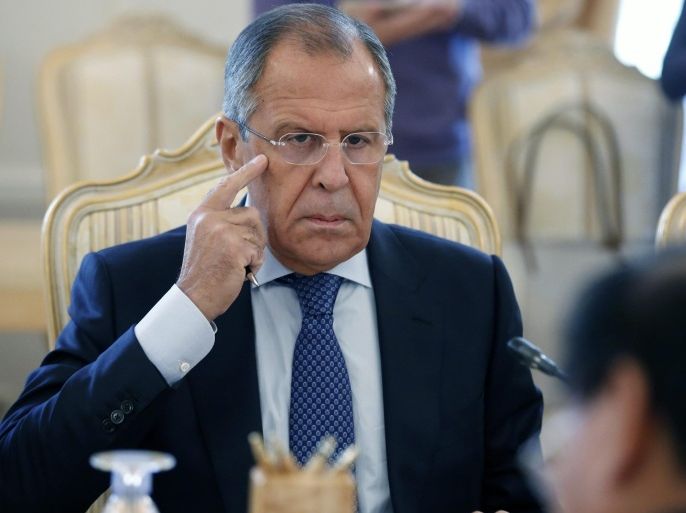 Russian Foreign Minister Sergei Lavrov (L) speaks with Lao counterpart Thongloun Sisoulith (not pictured) during their talks at the Foreign Ministry guest house in Moscow, Russia, 05 October 2015.