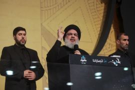 Lebanon's Hezbollah leader Sayyed Hassan Nasrallah gestures as he addresses his supporters during a rare public appearance at an Ashura ceremony in Beirut's southern suburbs, Lebanon October 23, 2015. REUTERS/Khalil Hassan