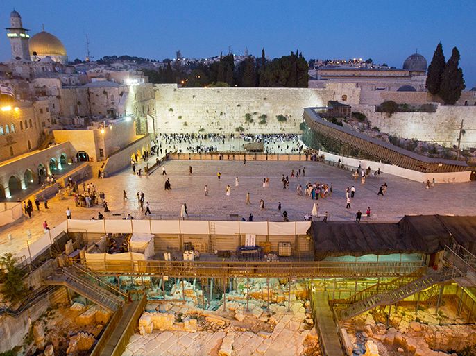 الموسوعة - حائط البراق Temple Mount area in Jerusalem with the Western Wall, Judaism's holiest site,