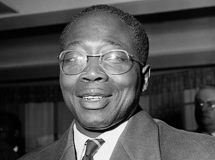 الرئيس السنغالي الأسبق Léopold Sédar Senghor ليوبولد سيدار سنغور - الموسوعة