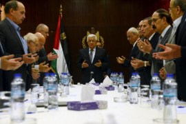 Palestinian president Mahmoud Abbas (C) prays at the start of a Palestinian Liberation Organization (PLO) executive committee meeting in the West Bank city of Ramallah October 6, 2015. REUTERS/Palestinian President Office (PPO)/HandoutATTENTION EDITORS - THIS PICTURE WAS PROVIDED BY A THIRD PARTY. REUTERS IS UNABLE TO INDEPENDENTLY VERIFY THE AUTHENTICITY, CONTENT, LOCATION OR DATE OF THIS IMAGE. NO SALES. NO ARCHIVES. FOR EDITORIAL USE ONLY. NOT FOR SALE FOR MARKETING OR ADVERTISING CAMPAIGNS. THIS PICTURE IS DISTRIBUTED EXACTLY AS RECEIVED BY REUTERS, AS A SERVICE TO CLIENTS. NO COMMERCIAL USE.