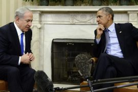 US President Barack Obama shakes hands with Israeli Prime Minister Benjamin Netanyahu in the Oval Office of the White House in Washington, DC., USA, 09 November 2015, This is the first meeting between the two leaders since the US helped broker the Iranian nuclear deal.