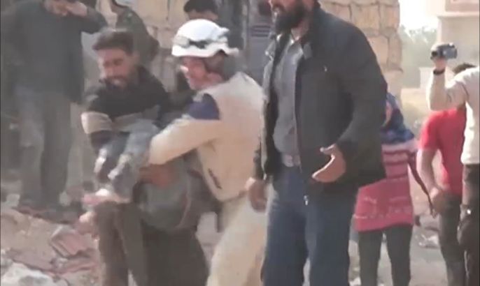 مقتل عشرات المدنيين في غارات روسية بسوريا