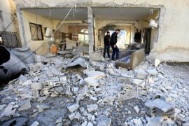 الاحتلال يهدم بيوتا لفسطينيين بالضفة الغربية متهمين بقتل مستوطين يهود لأناضول نوفمبر 2015
