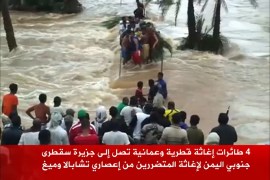 4 طائرات إغاثة قطرية وعمانية تصل إلى جزيرة سقطرى جنوبي اليمن لإغاثة المتضررين من إعصاري تشابالا وميغ