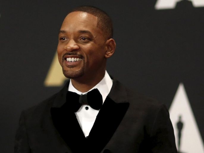 Actor Will Smith poses at the 7th Annual Academy of Motion Picture Arts and Sciences Governors Awards at The Ray Dolby Ballroom in Hollywood, California November 14, 2015. REUTERS/Mario Anzuoni