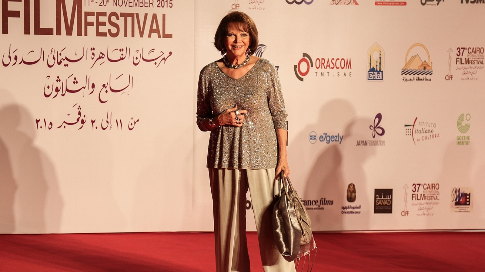 ‪الممثلة الإيطالية كلوديا كاردينالي في مهرجان القاهرة السينمائي‬ (الأناضول)