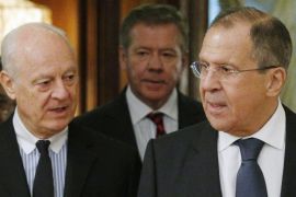 Russian Foreign Minister Sergei Lavrov (R) speaks with UN and Arab League envoy to Syria Staffan Domingo de Mistura (L), as they arrive for their talks in Moscow, Russia, 04 November 2015. An estimated 250,000 people have been killed in Syria's conflict, which started with peaceful pro-democracy protests in 2011. More than half the country's pre-war population of 22.4 million people were internally displaced or forced to flee from the homeland.
