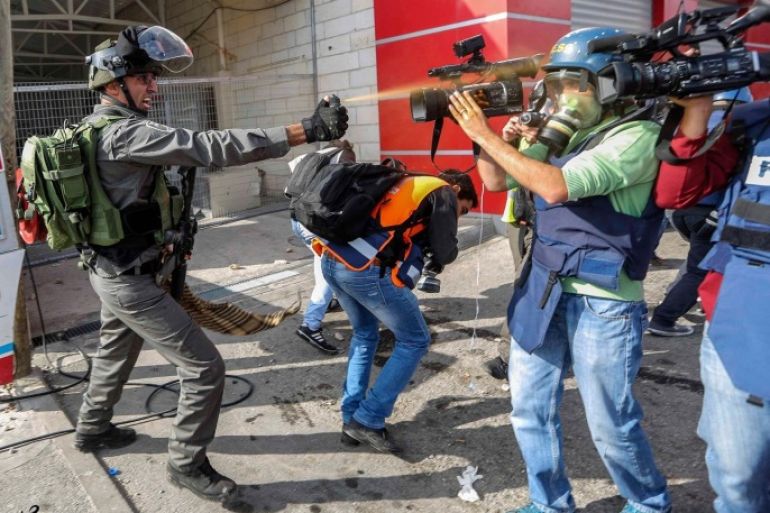 الاحتلال يرفع وتيرة استهداف الصحفيين الفلسطينيين