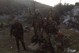 ريف اللاذقية.. قوات الجيش السوري النظامي على قمة جبل غزالي